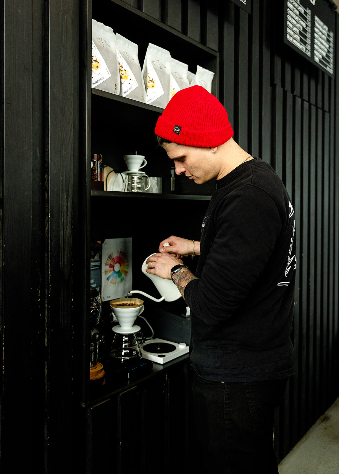 Bonnet – Mahalo coffee shop